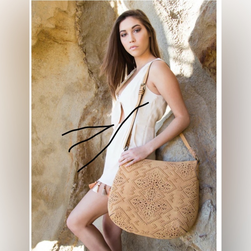 NWT Elle Jae Gypset AMARILLO CROSSBODY HOBO IN SADDLE